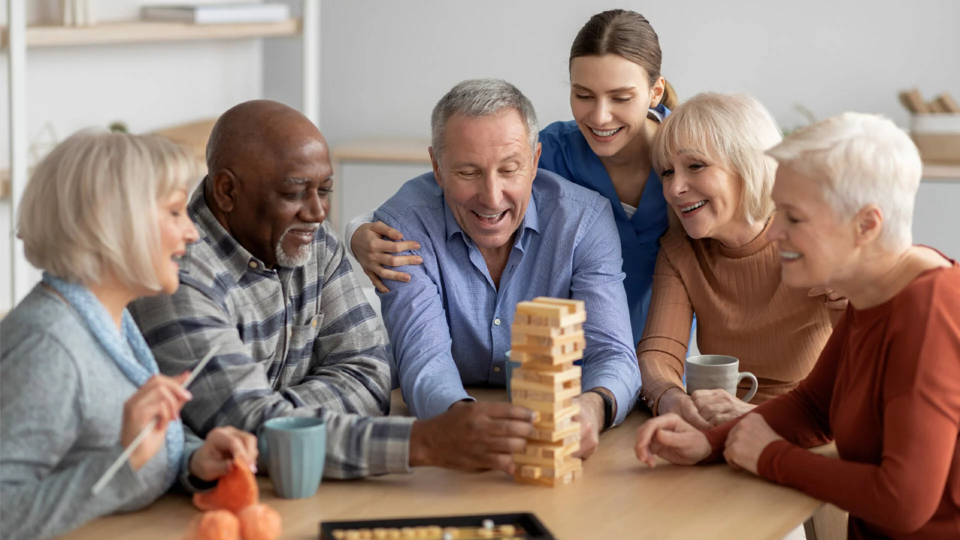 Imagen destacada de Diplomado en Geriatría con Enfoque Integral: En Domicilio y Establecimiento de Larga Estadía (ELEAM)