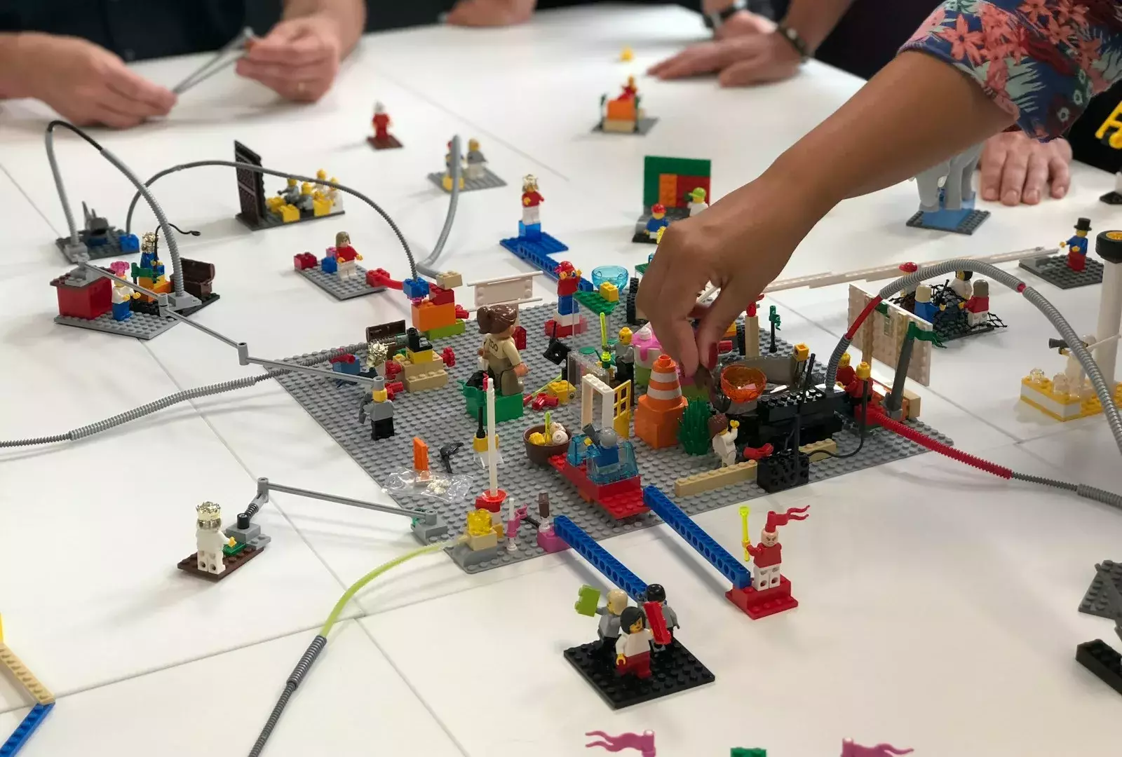 Imagen destacada de CERTIFICACIÓN PRACTITIONER DEL MÉTODO LEGO®️ SERIOUS PLAY®️