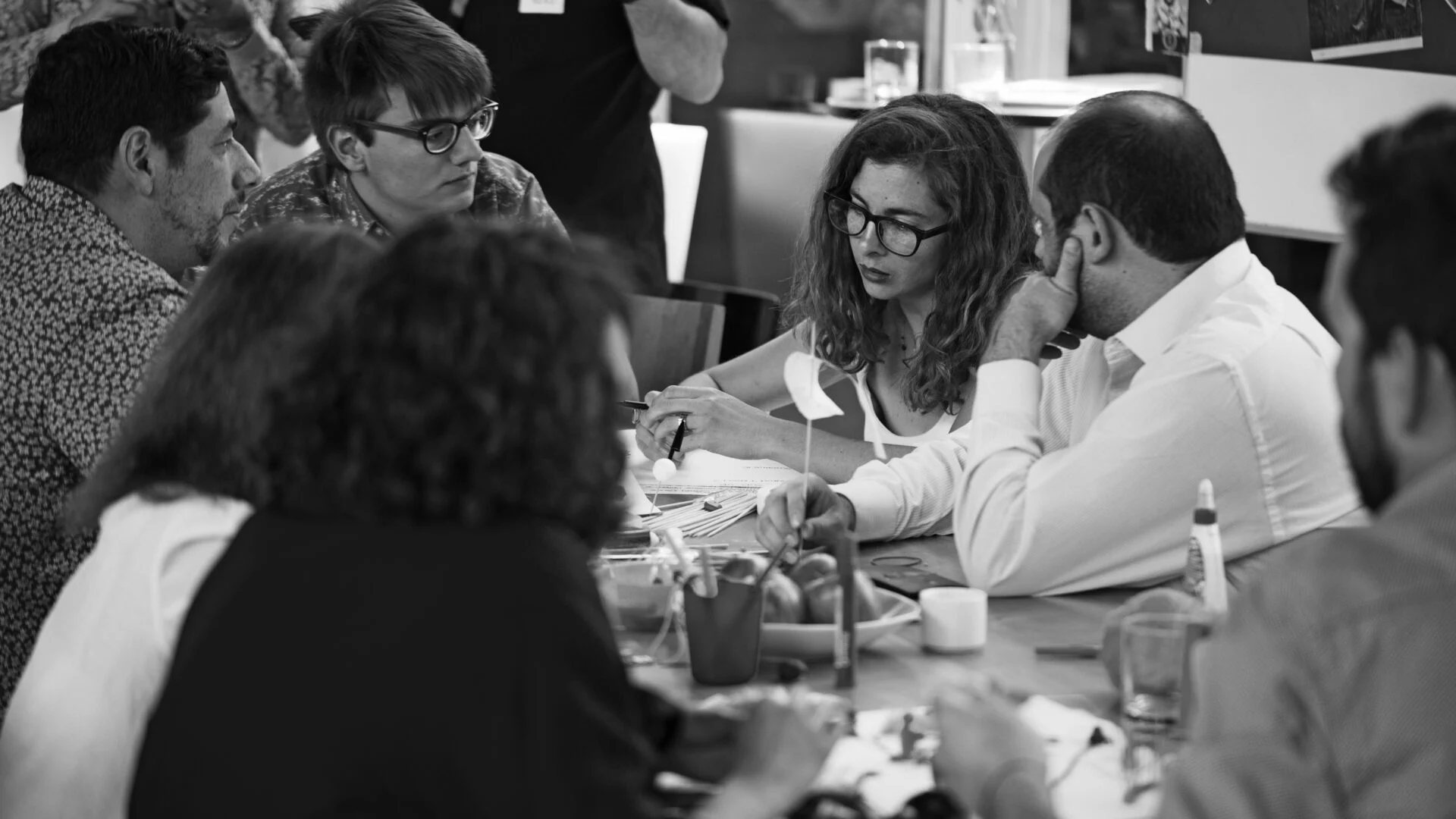 Imagen destacada de Charla Informativa MADIS | Diseñar el futuro: innovación, estrategia y nuevos modelos de negocio
